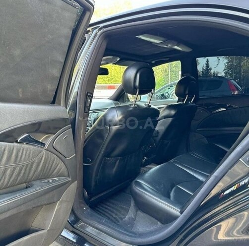 Mercedes E 220 d 2002, 318,000 km - 2.2 l - Bakı