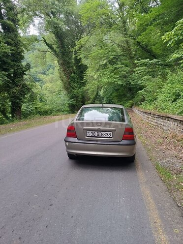 Opel Vectra 1997, 238,800 km - 2.0 l - Qax
