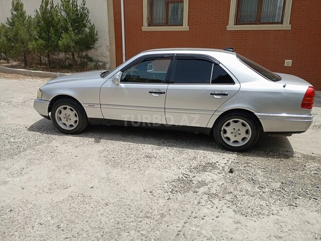 Mercedes C 200 1995, 320,000 km - 2.0 л - Bakı