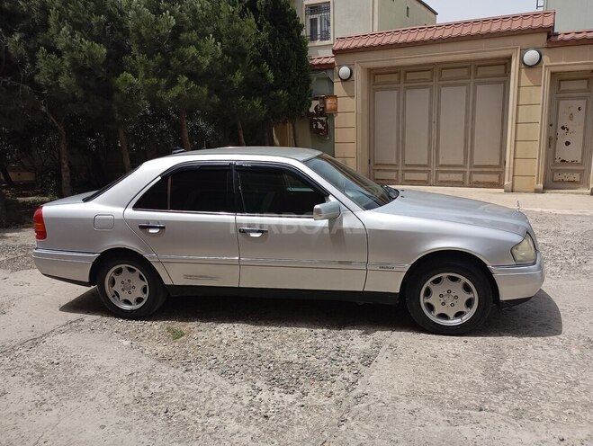 Mercedes C 200 1995, 320,000 km - 2.0 л - Bakı