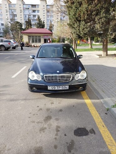 Mercedes C 200 2001, 270,000 km - 2.0 л - Bakı