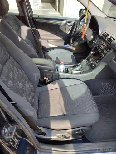 Mercedes C 200 2001, 270,000 km - 2.0 л - Bakı
