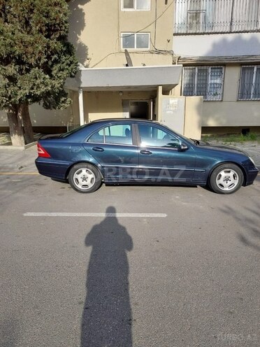 Mercedes C 200 2001, 270,000 km - 2.0 л - Bakı