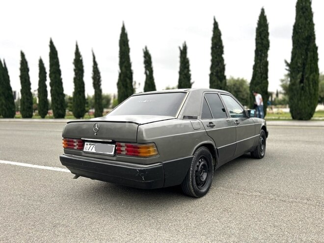 Mercedes 190 1990, 75,000 km - 2.0 l - Gəncə