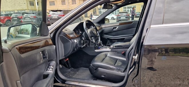 Mercedes E 220 d 2012, 199,000 km - 2.2 l - Bakı