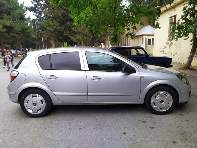 Opel Astra 2006, 310,000 km - 1.4 l - Sumqayıt