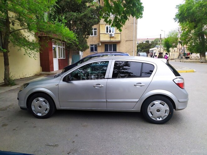 Opel Astra 2006, 310,000 km - 1.4 l - Sumqayıt
