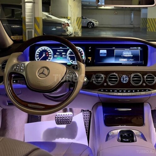 Mercedes  2017, 128,000 km - 3.0 л - Bakı