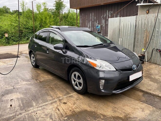 Toyota Prius 2015, 177,000 km - 1.8 l - Bakı