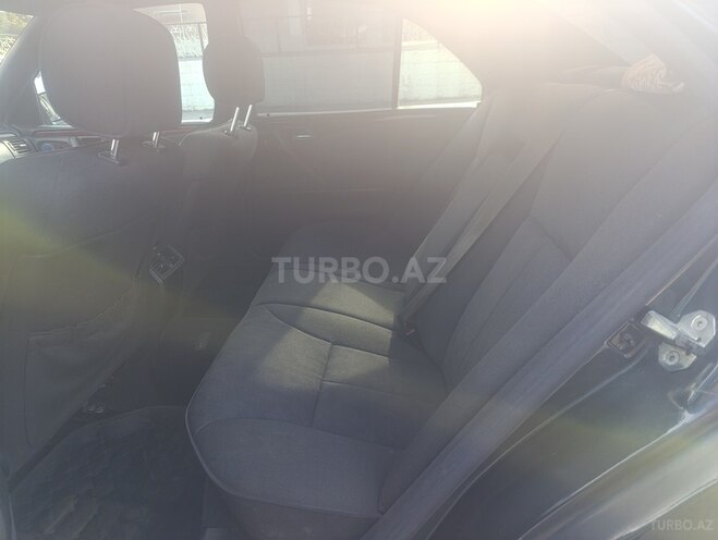 Mercedes E 240 2000, 255,334 km - 2.4 л - Qax