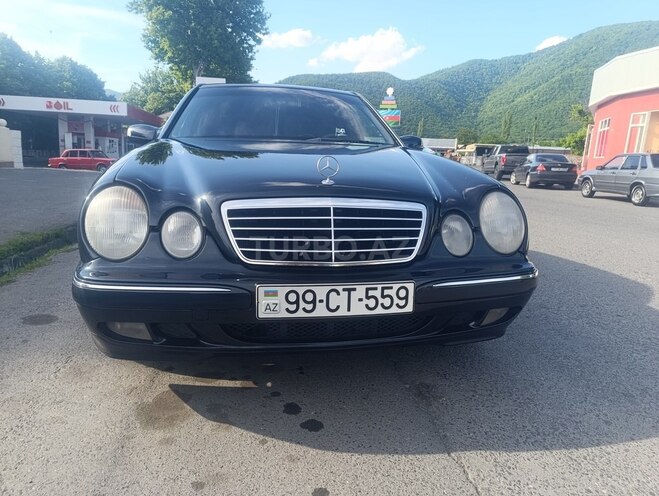 Mercedes E 240 2000, 255,334 km - 2.4 л - Qax