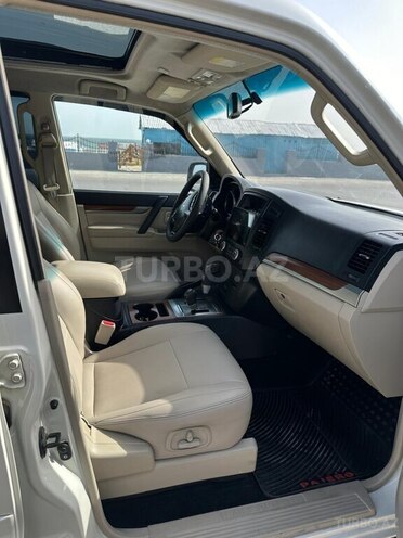 Mitsubishi Pajero 2007, 180,000 km - 3.0 l - Bakı