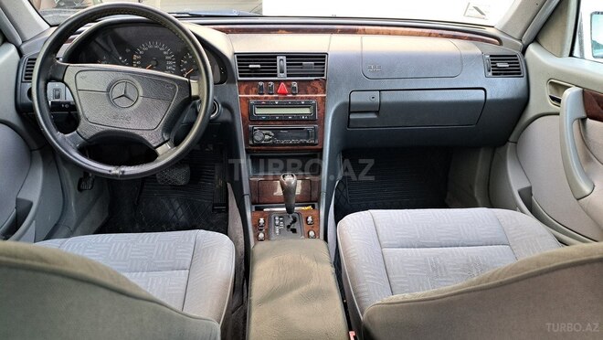 Mercedes C 240 1998, 298,000 km - 2.4 л - Bakı