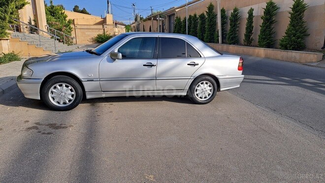 Mercedes C 240 1998, 298,000 km - 2.4 л - Bakı