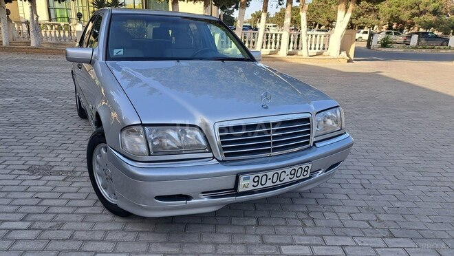 Mercedes C 240 1998, 298,000 km - 2.4 л - Bakı