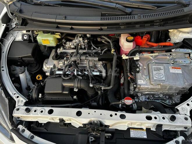 Toyota Prius C 2016, 116,000 km - 1.5 l - Bakı