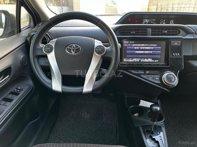 Toyota Prius C 2016, 116,000 km - 1.5 l - Bakı