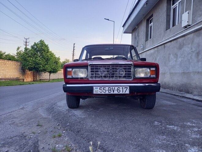 LADA (VAZ) 2107