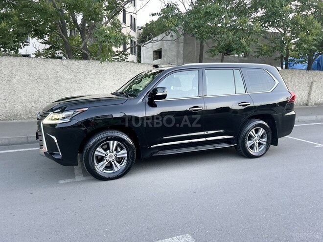 Lexus LX 450d