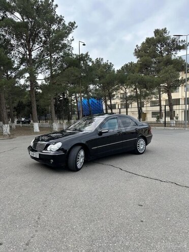 Mercedes C 240