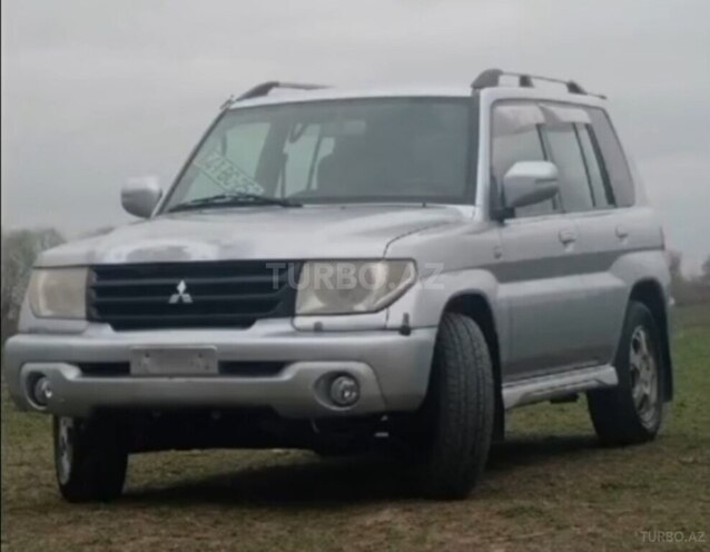Mitsubishi Pajero io 2004, 285,000 km - 2.0 л - Ağcabədi