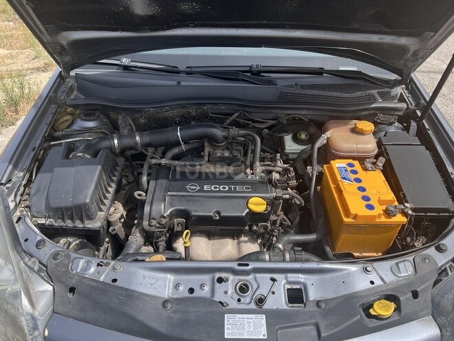 Opel Astra 2005, 240,000 km - 1.4 l - Bakı