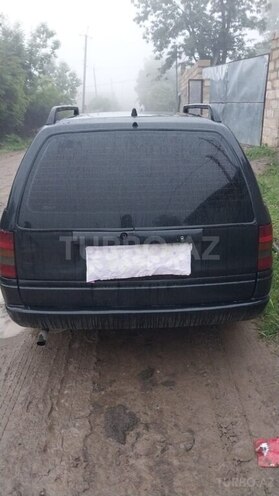 Opel Astra 1995, 574,365 km - 1.6 l - Tovuz