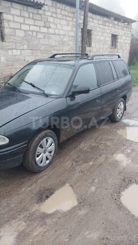 Opel Astra 1995, 574,365 km - 1.6 l - Tovuz