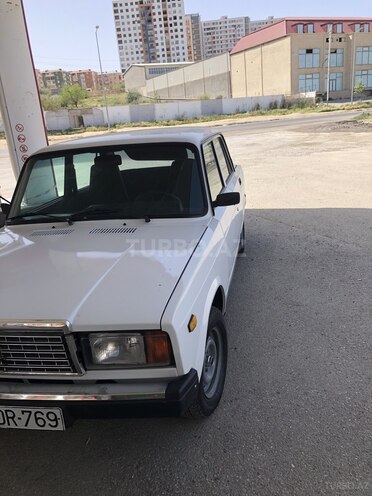 LADA (VAZ) 2107