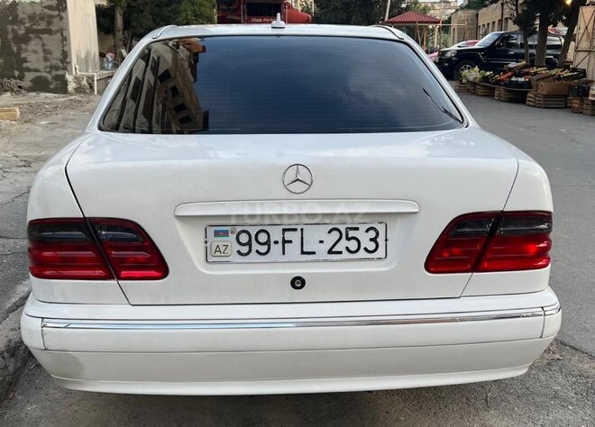 Mercedes E 220 d