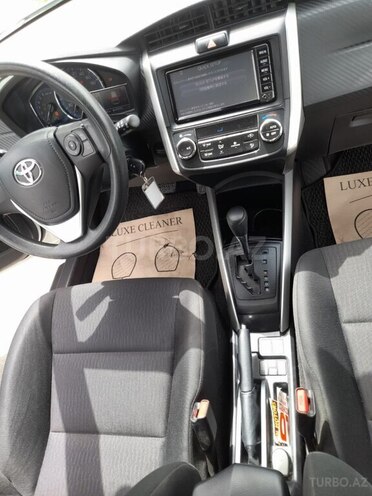 Toyota Corolla Fielder 2017, 135,306 km - 1.5 l - Bakı