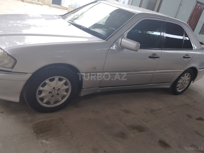 Mercedes C 240 1997, 220,000 km - 2.4 l - Bakı