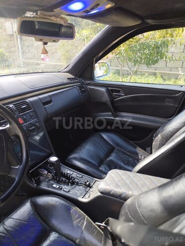 Mercedes E 230 1996, 384,600 km - 2.3 l - Bakı