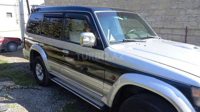 Mitsubishi Pajero 1995, 170,000 km - 2.8 l - Bakı