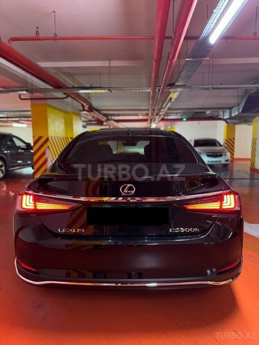 Lexus ES 300h 2022, 24,500 km - 2.5 l - Bakı