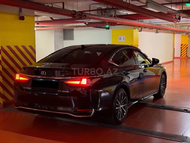 Lexus ES 300h 2022, 24,500 km - 2.5 l - Bakı