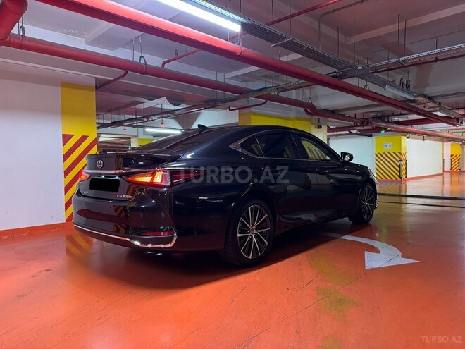 Lexus ES 300h 2022, 24,500 km - 2.5 l - Bakı
