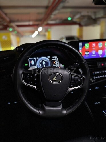Lexus ES 300h 2022, 24,500 km - 2.5 l - Bakı