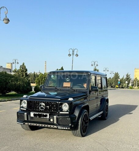 Mercedes G 500