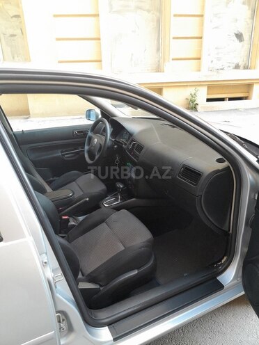 Volkswagen Golf 2001, 243,000 km - 2.0 l - Bakı