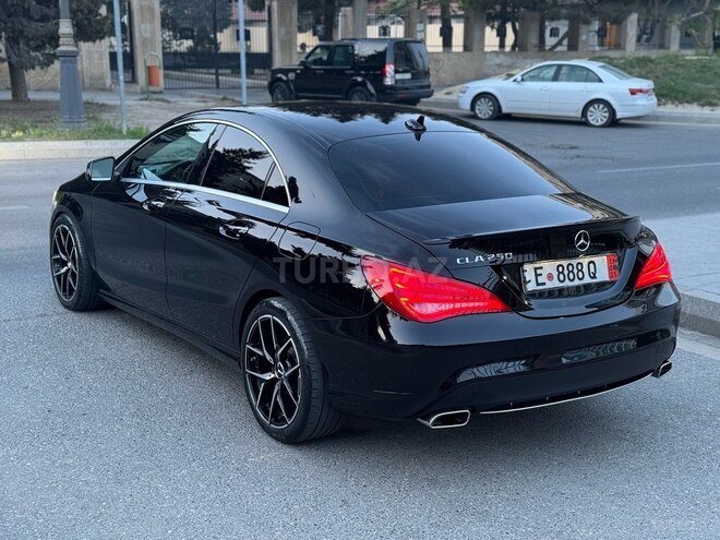 Mercedes CLA 250