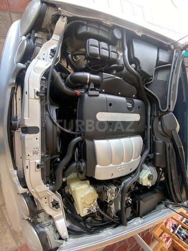 Mercedes E 220 d 2001, 350,000 km - 2.2 l - Bərdə