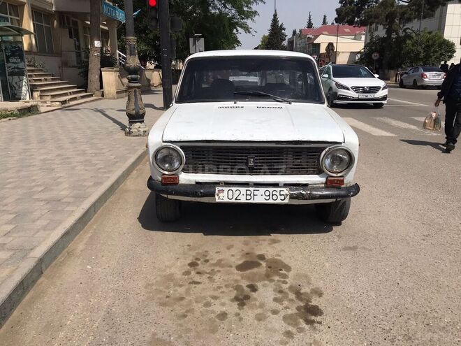 LADA (VAZ) 21011