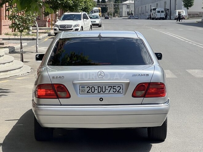 Mercedes E 240 1999, 236,121 km - 2.4 l - Gəncə