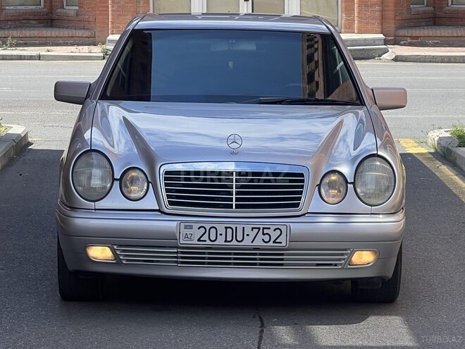 Mercedes E 240 1999, 236,121 km - 2.4 l - Gəncə