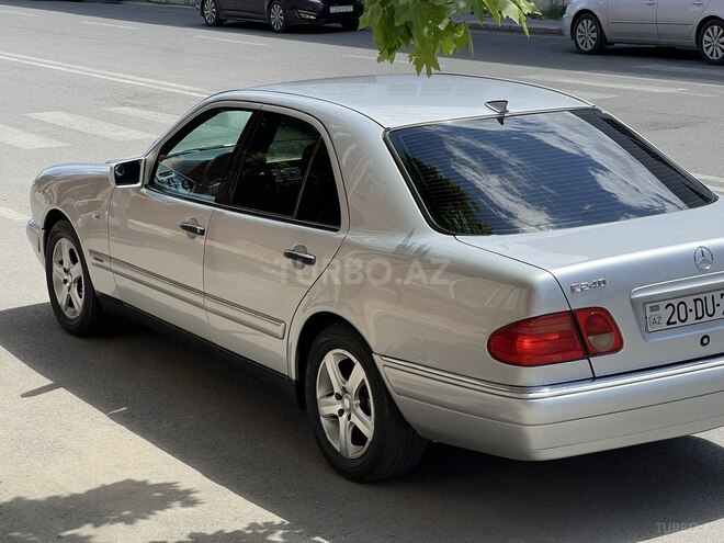 Mercedes E 240 1999, 236,121 km - 2.4 l - Gəncə