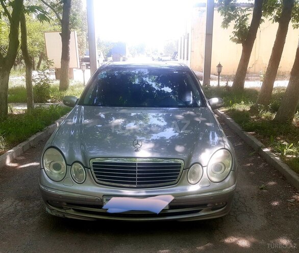 Mercedes E 280