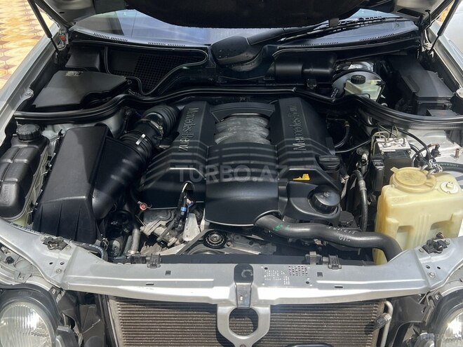 Mercedes E 240 1999, 236,121 km - 2.4 l - Gəncə