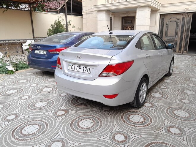 Hyundai Accent