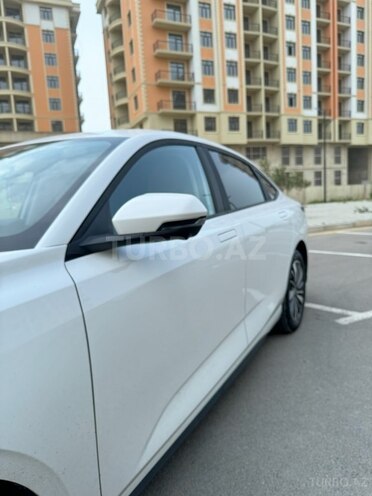 Changan Qiyuan A05 2024, 4,000 km - 1.5 л - Bakı